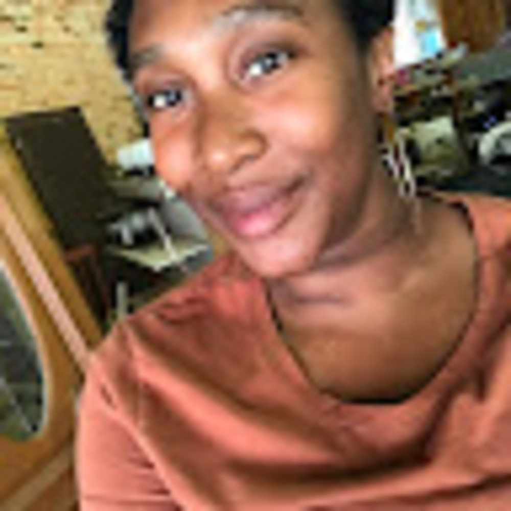 Meet your Posher, Priscilla